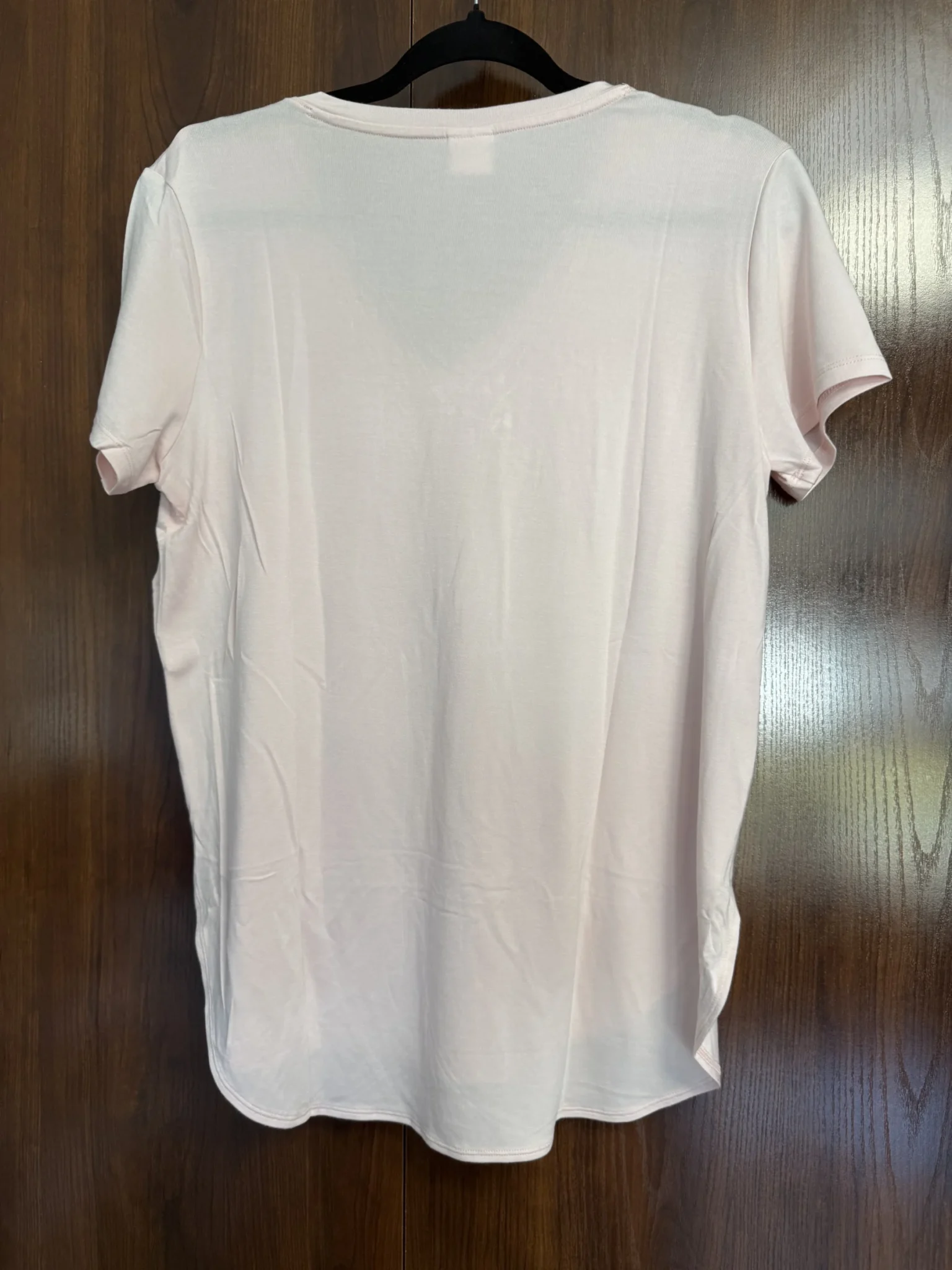 Image for Set of 3 women's tops size M | Lolë and Skechers | Comfortable and athletic clothing