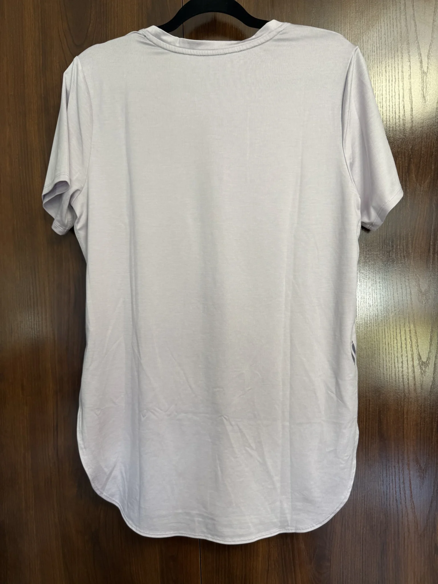 Image for Set of 3 women's tops size M | Lolë and Skechers | Comfortable and athletic clothing