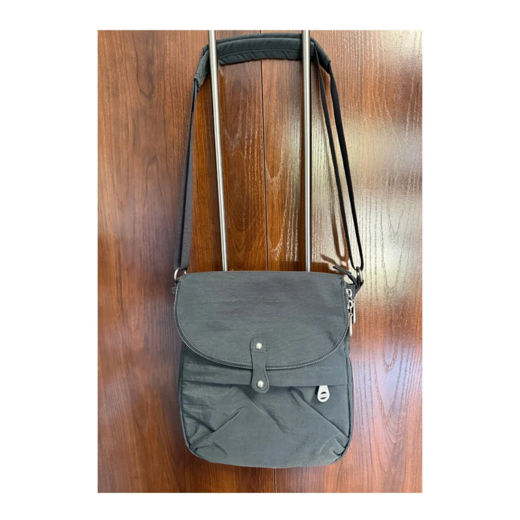 Image for Sac bandoulière Baggallini Gris  – Organisateur de voyage avec multiples compartiments