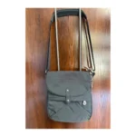 Thumbnail for Sac bandoulière Baggallini Gris  – Organisateur de voyage avec multiples compartiments