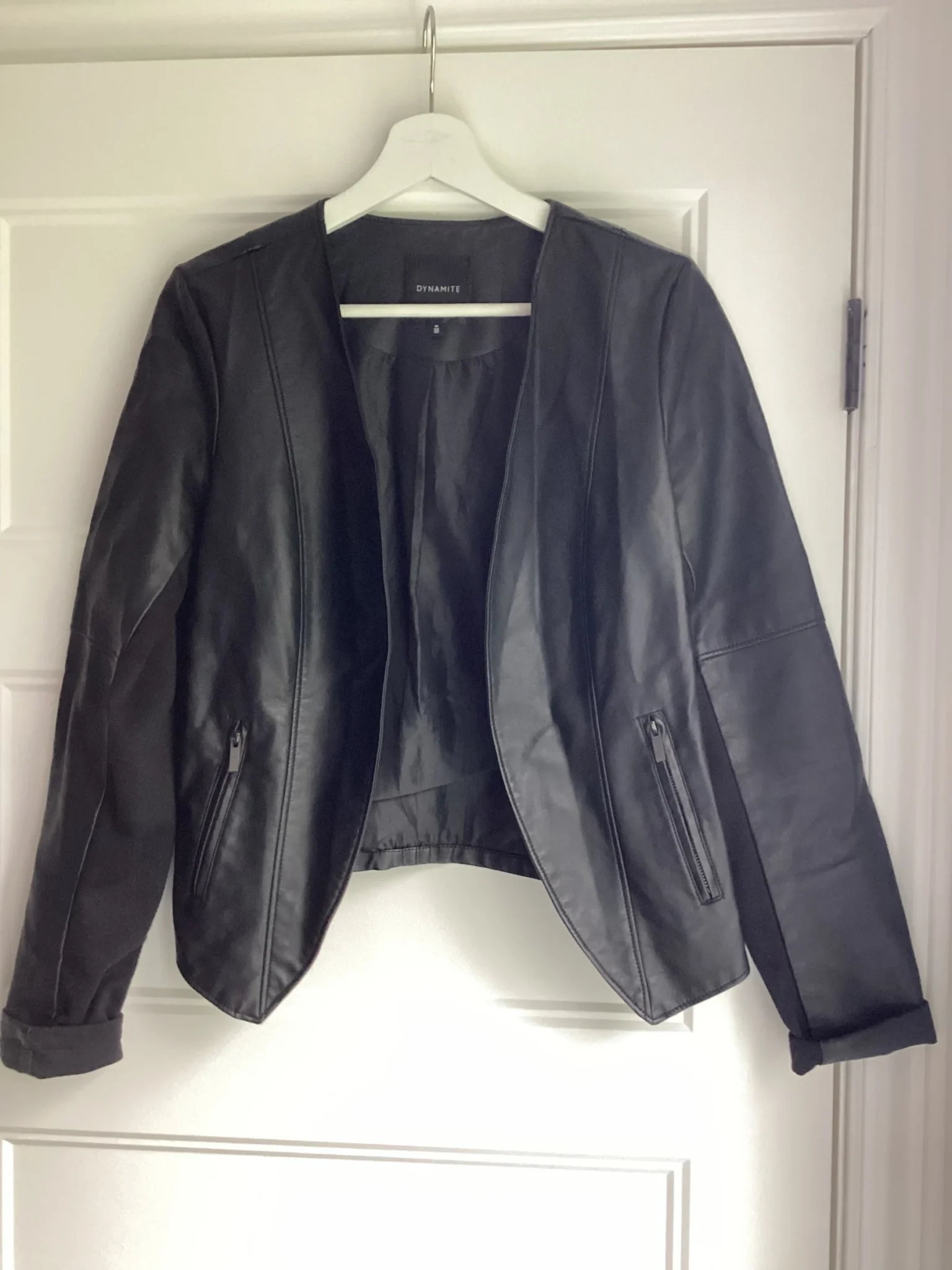 Featured image for Veste similicuir