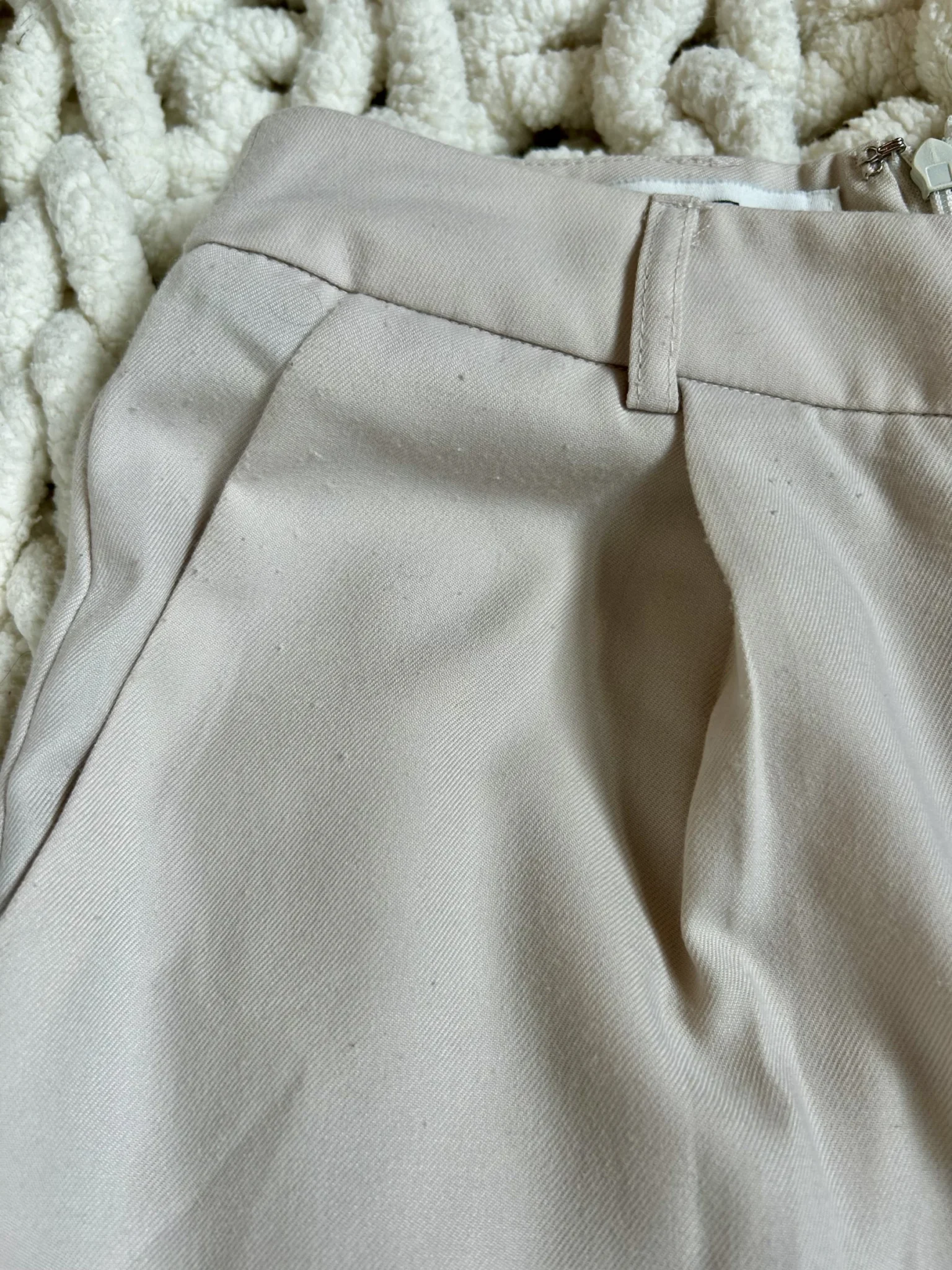Image for ⬇️ Trousers crème