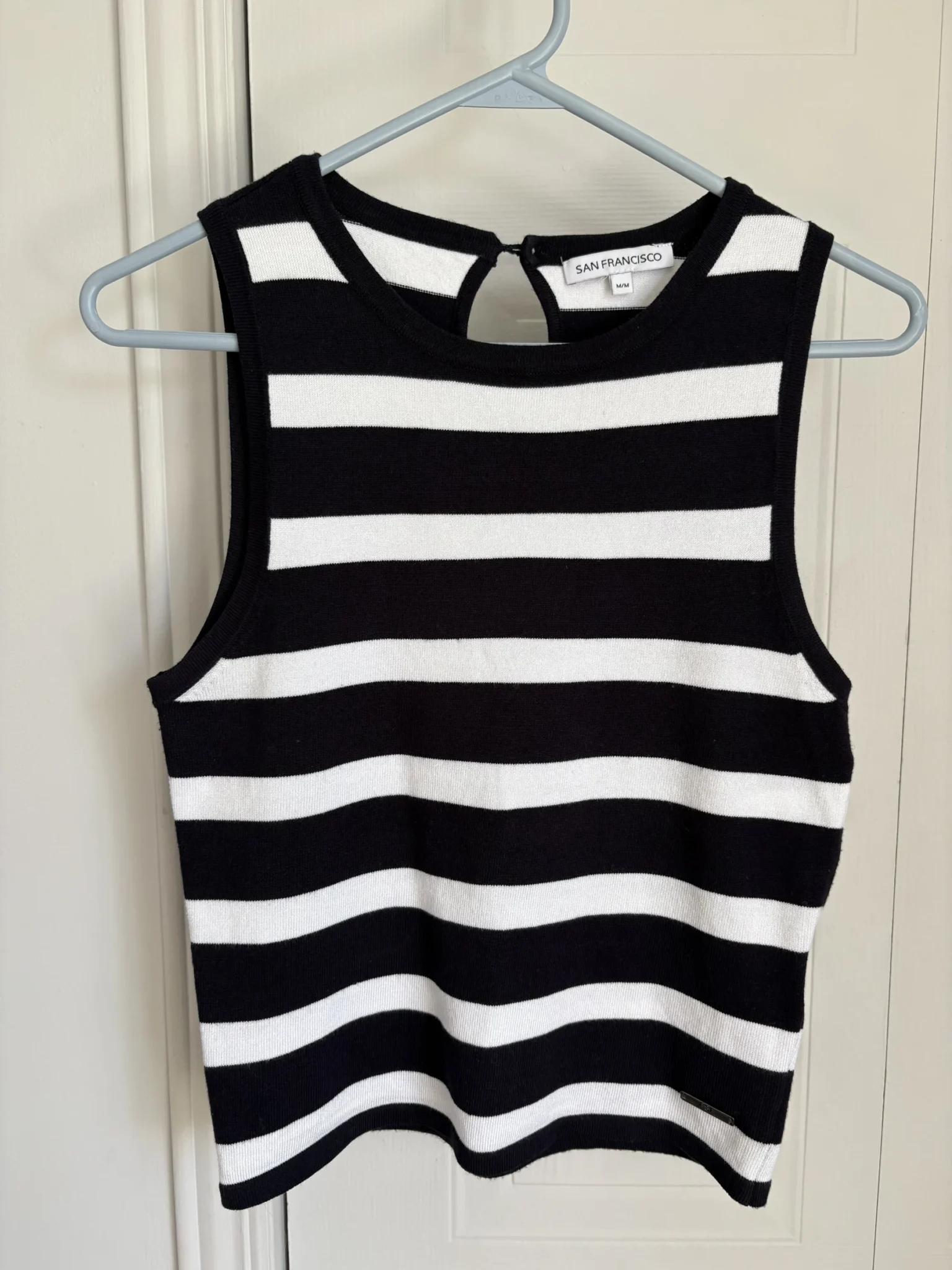 Featured image for Fine knit tank top