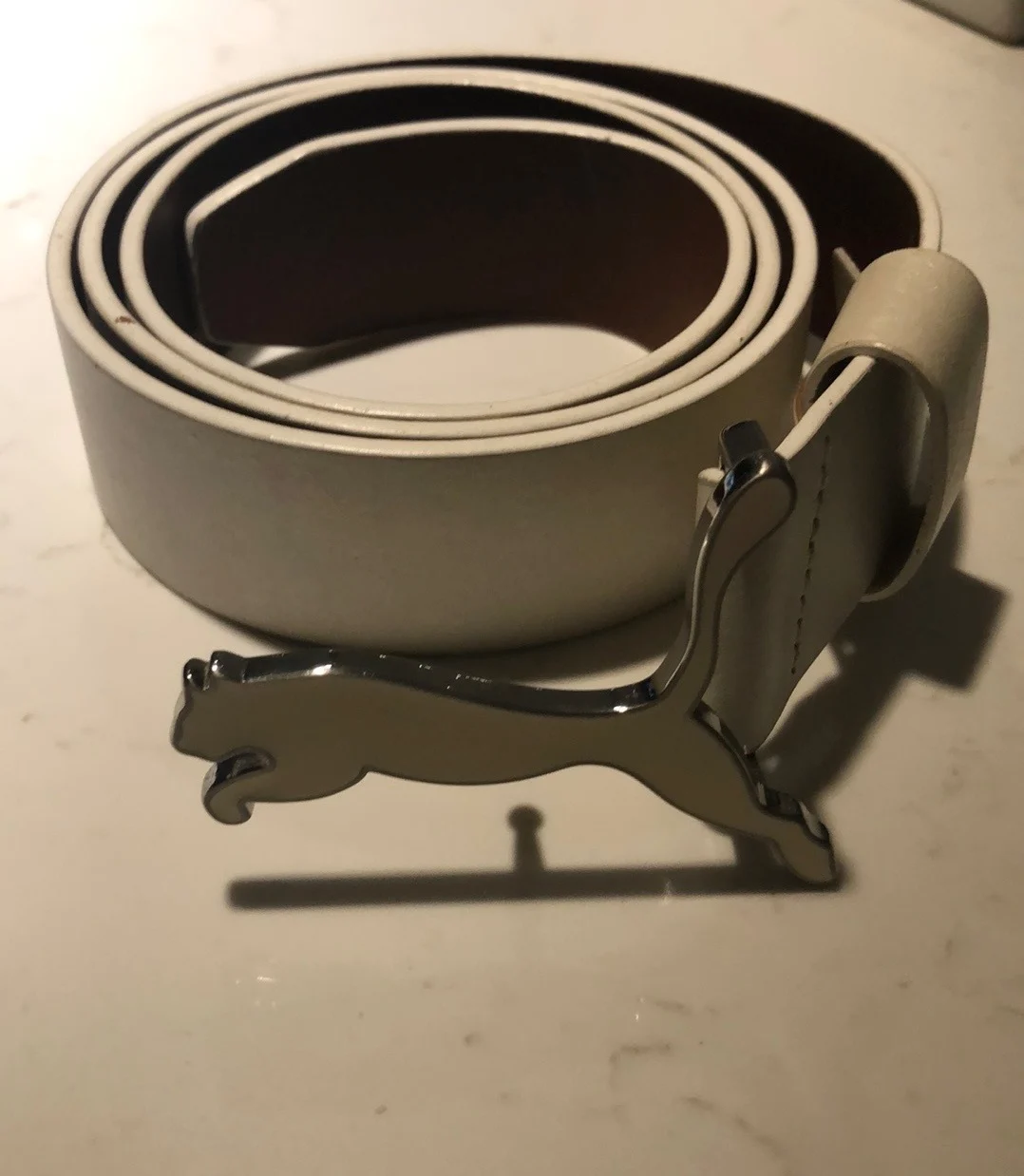 Ceinture Puma blanche en cuir véritable Puma seconde main