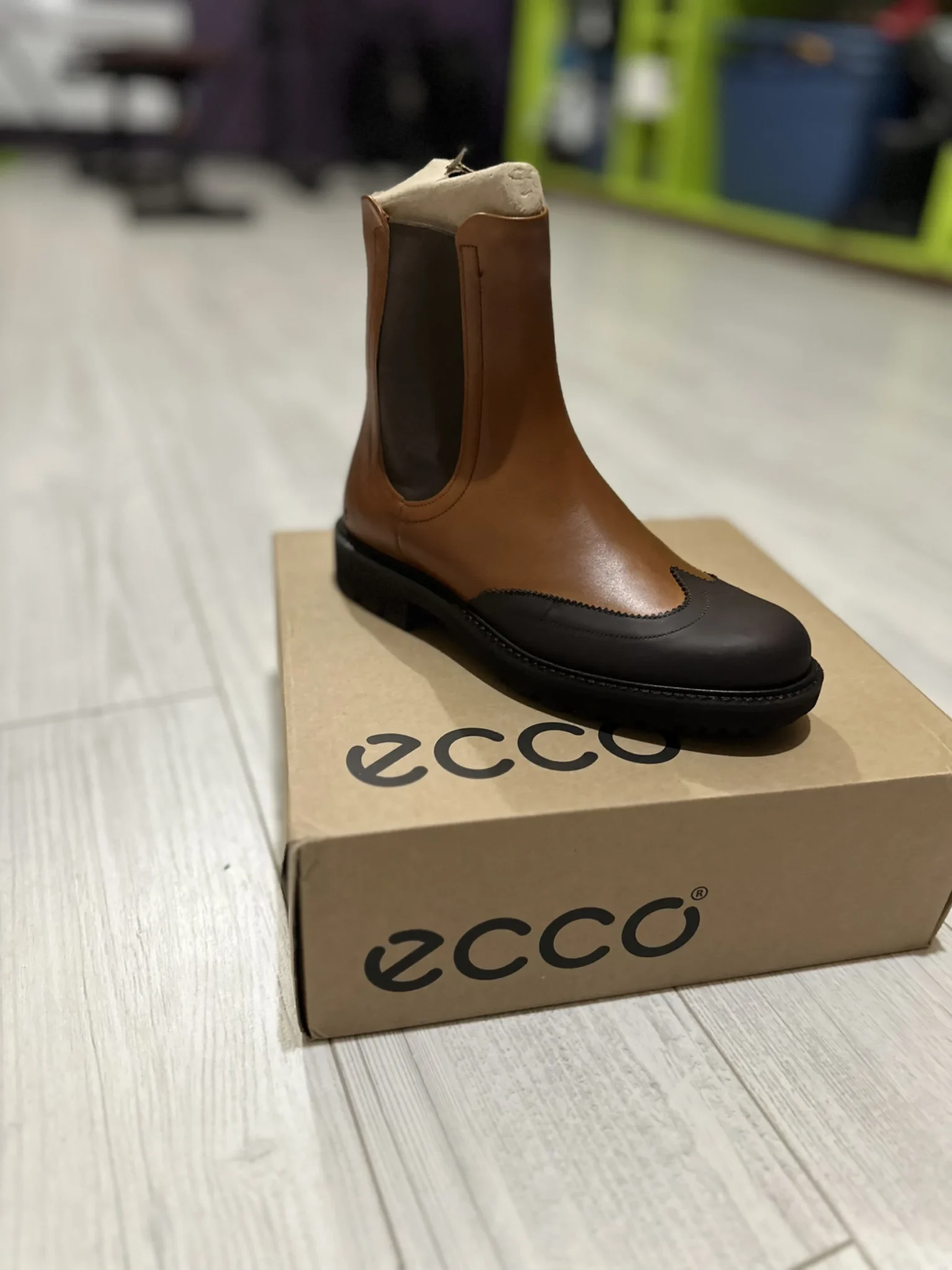 Featured image for Bottes Chelsea ECCO x Natacha Ramsay-Levi