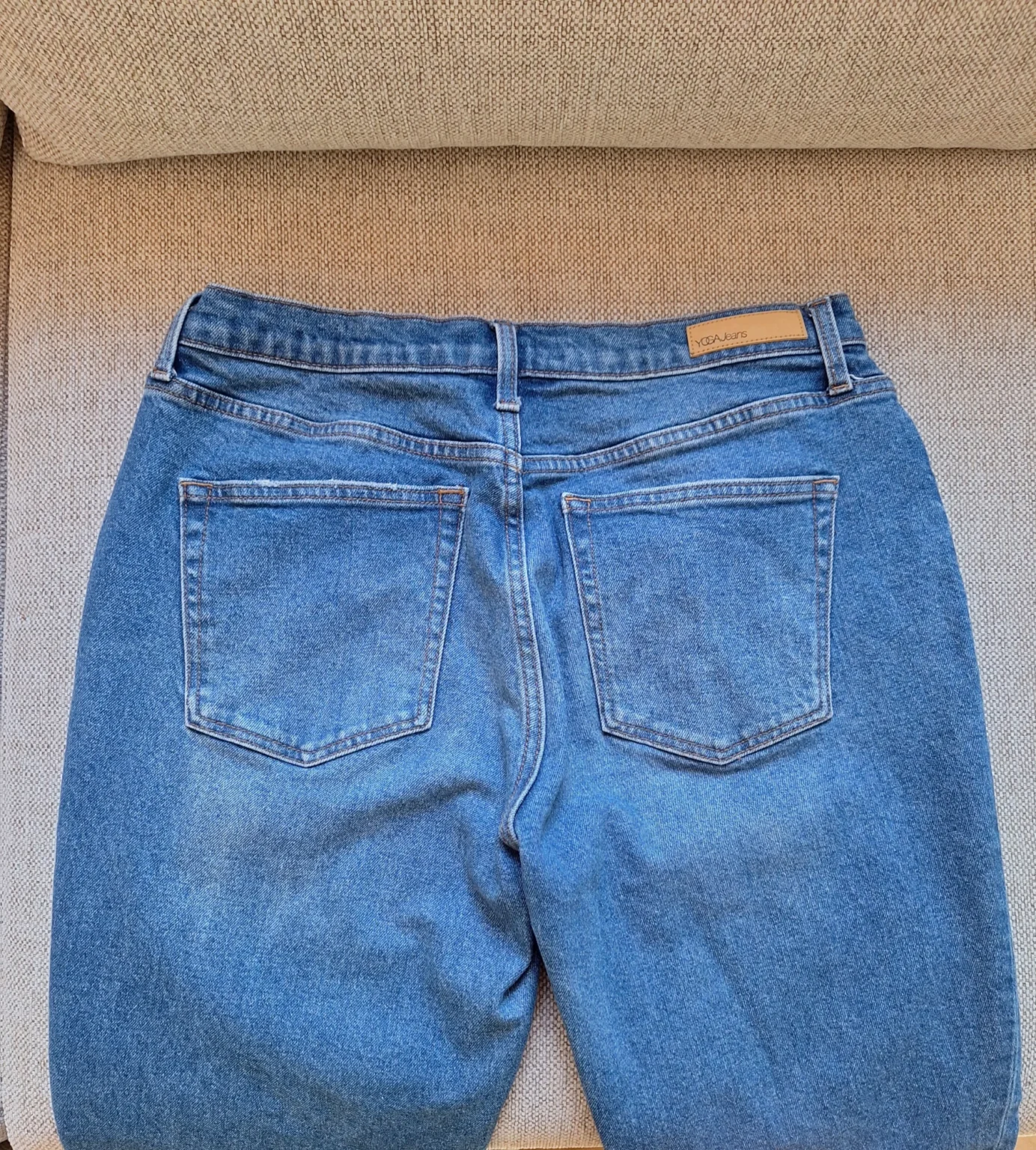 Image for Yoga Jeans 33