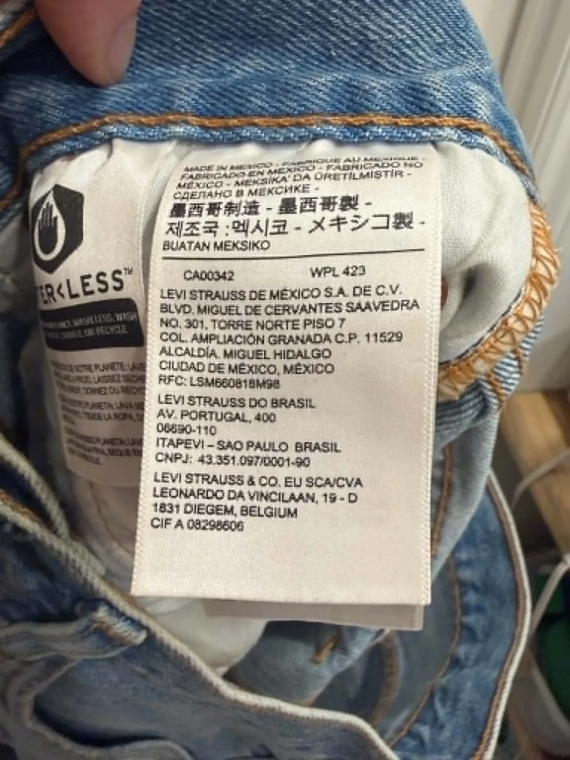 Image for Shot Levi's
