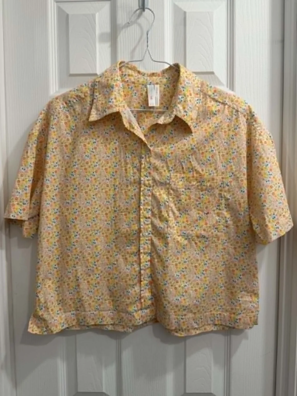 Featured image for Crop shirt