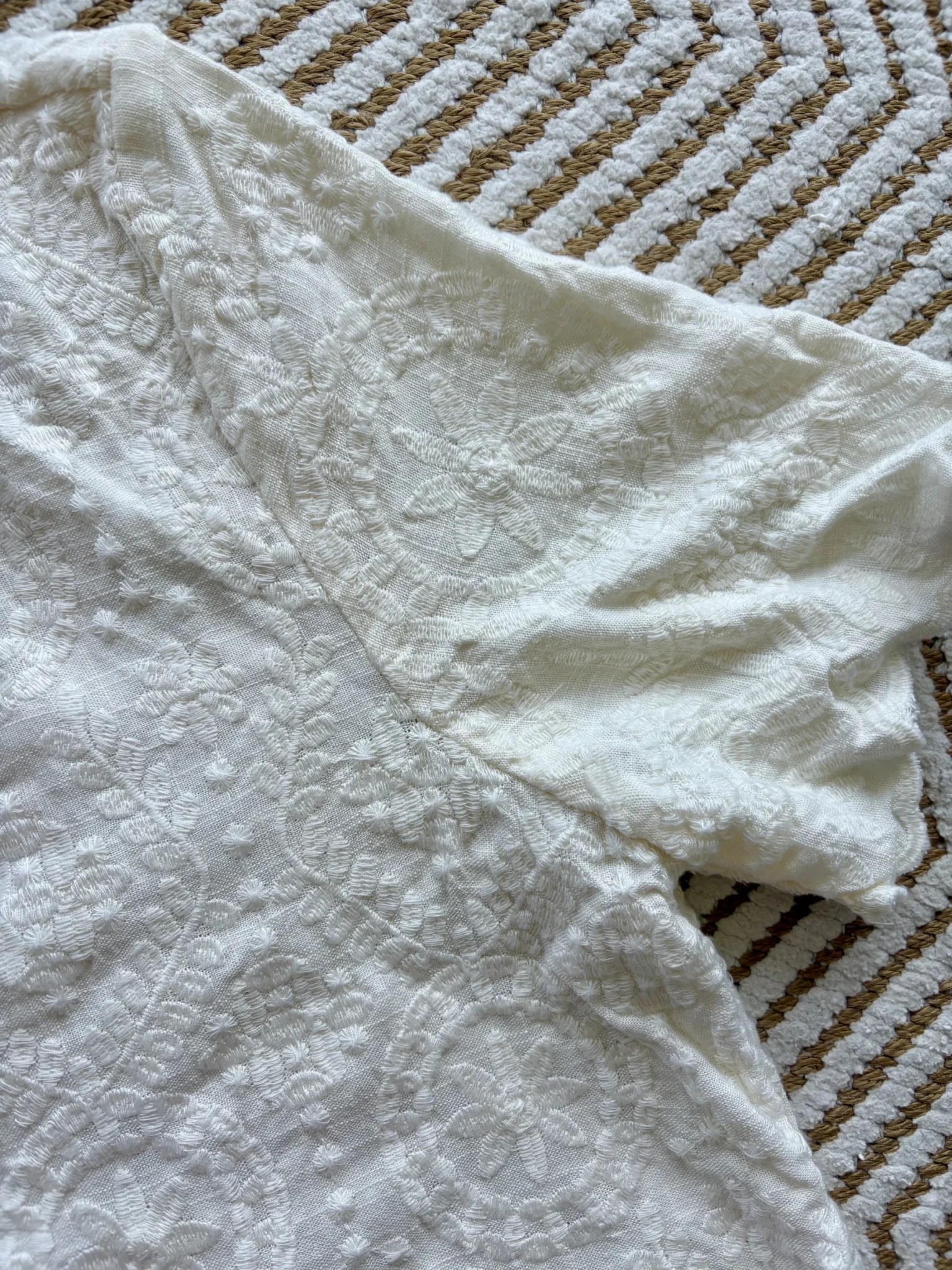 Image for Zara embroidered blouse