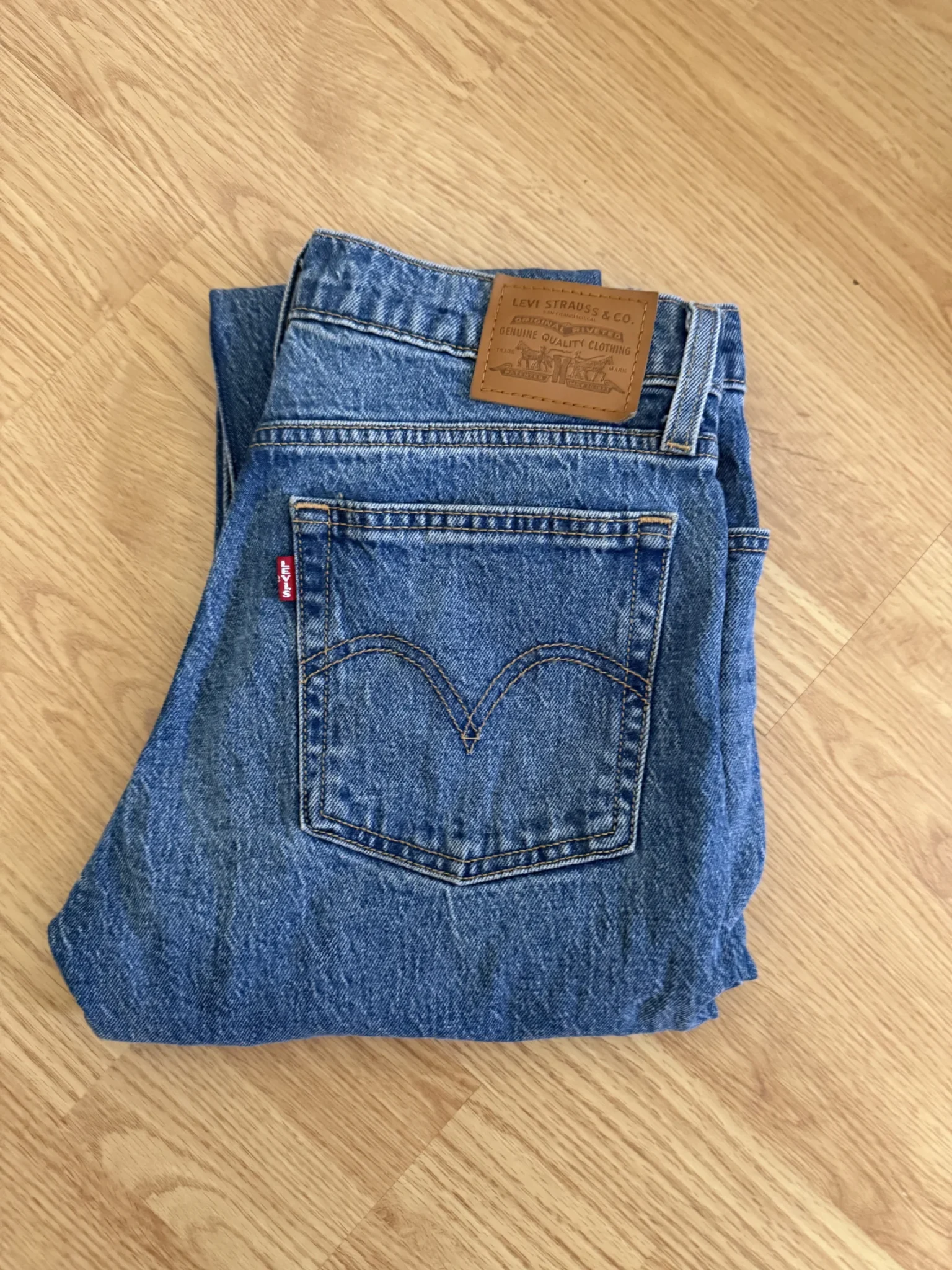 Featured image for Jeans Levi's Wedgie étroit - taille 28