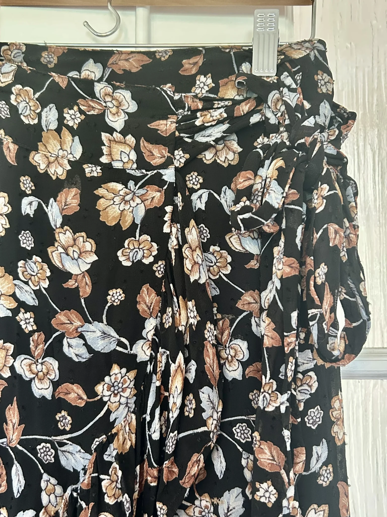 Image for Floral wallet skirt