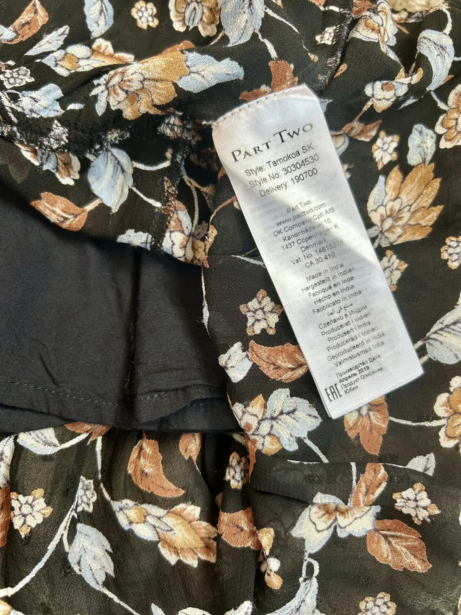 Image for Floral wallet skirt