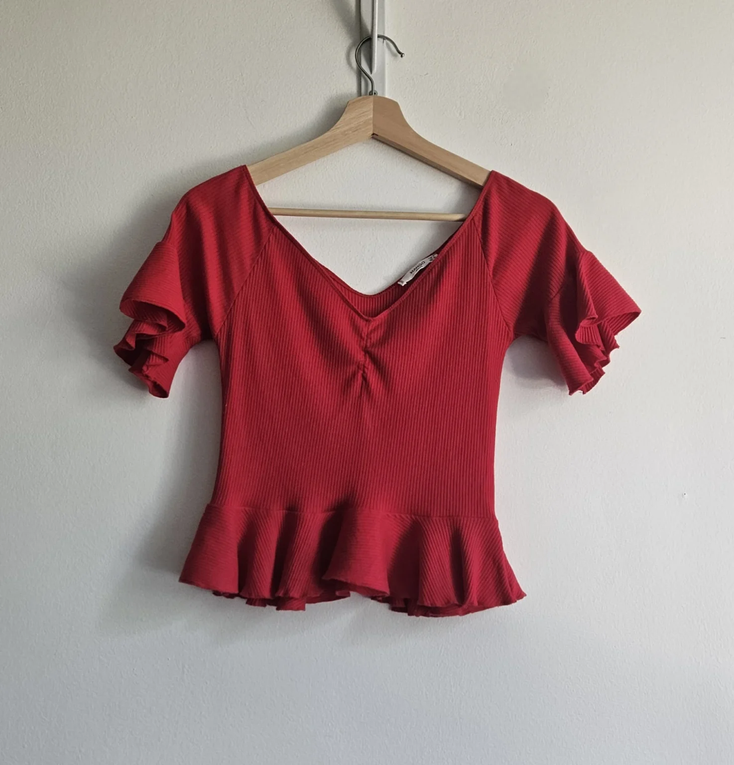 Image for 🌷Chandail à volants
