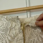 Thumbnail for Robe à dentelle vintage