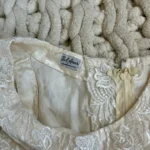 Thumbnail for Robe à dentelle vintage