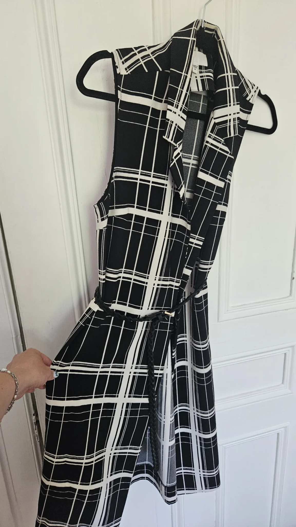 Featured image for Veste sans manche à carreaux géometrique designer DR2 Daniel Rainn