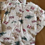 Thumbnail for Pyjama beige de Noël