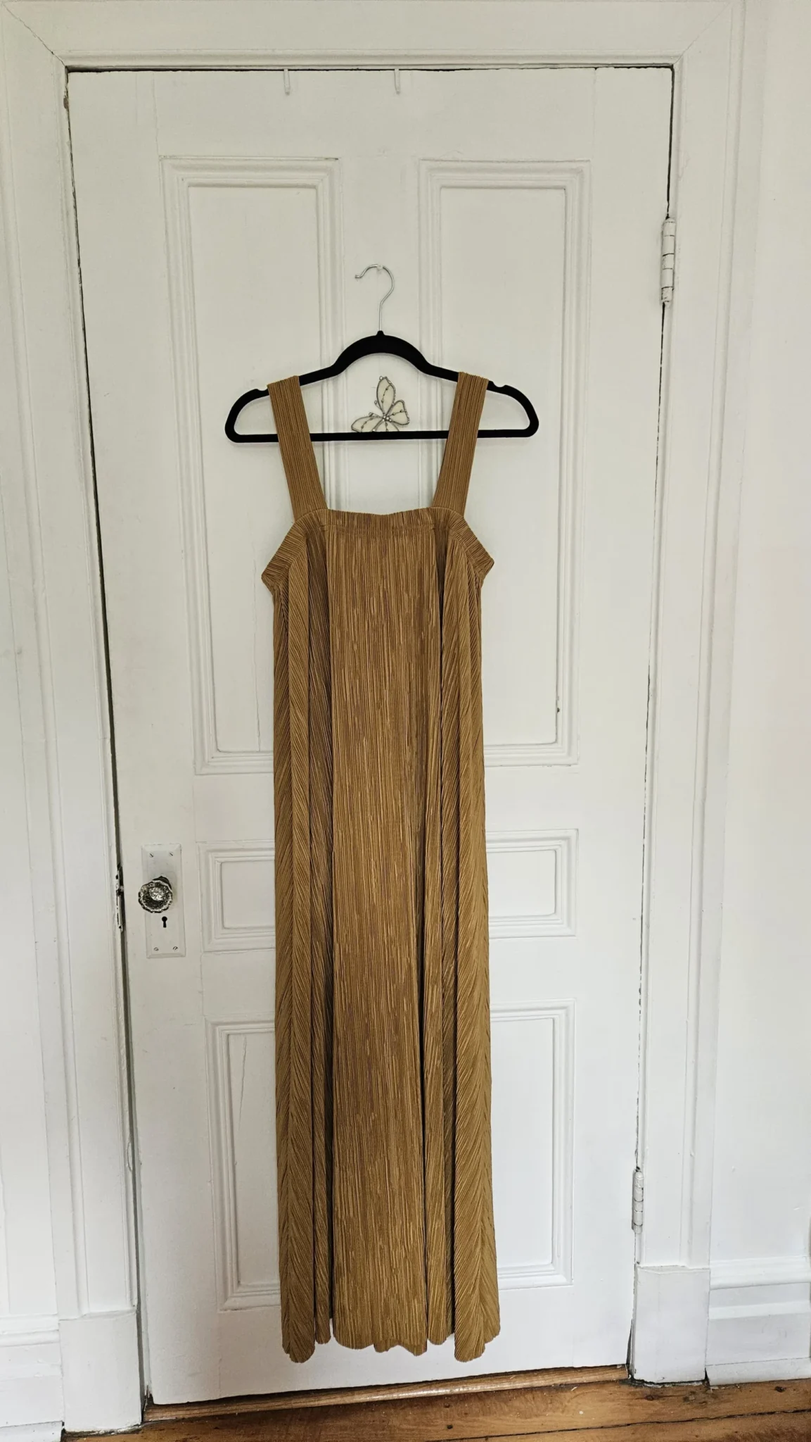 Image for Robe jaune/doré maxi designer Faunes fait à Montréal