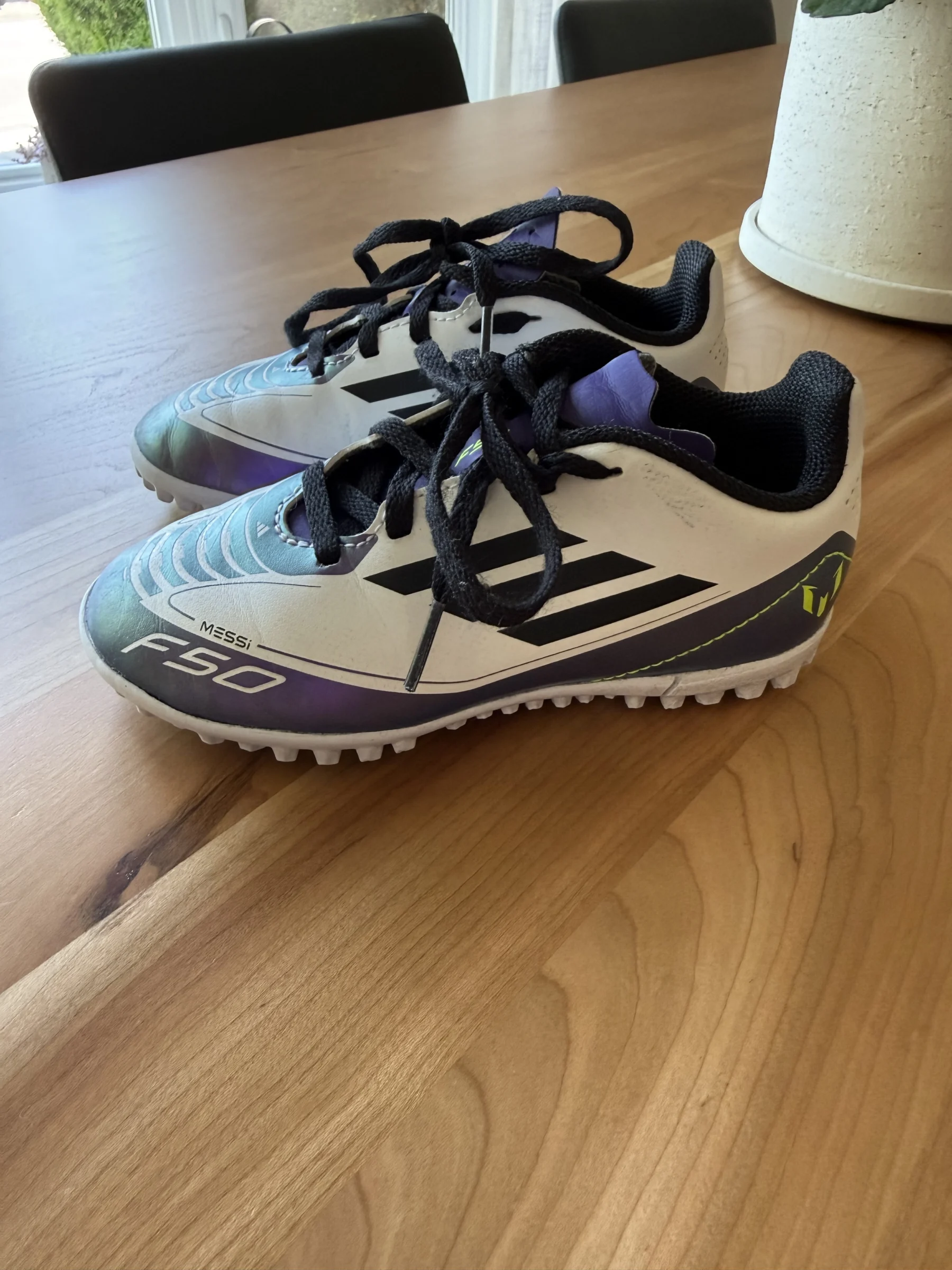 Souliers de soccer intérieur Messi *Autre seconde main