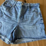 Thumbnail for Mom short en jeans