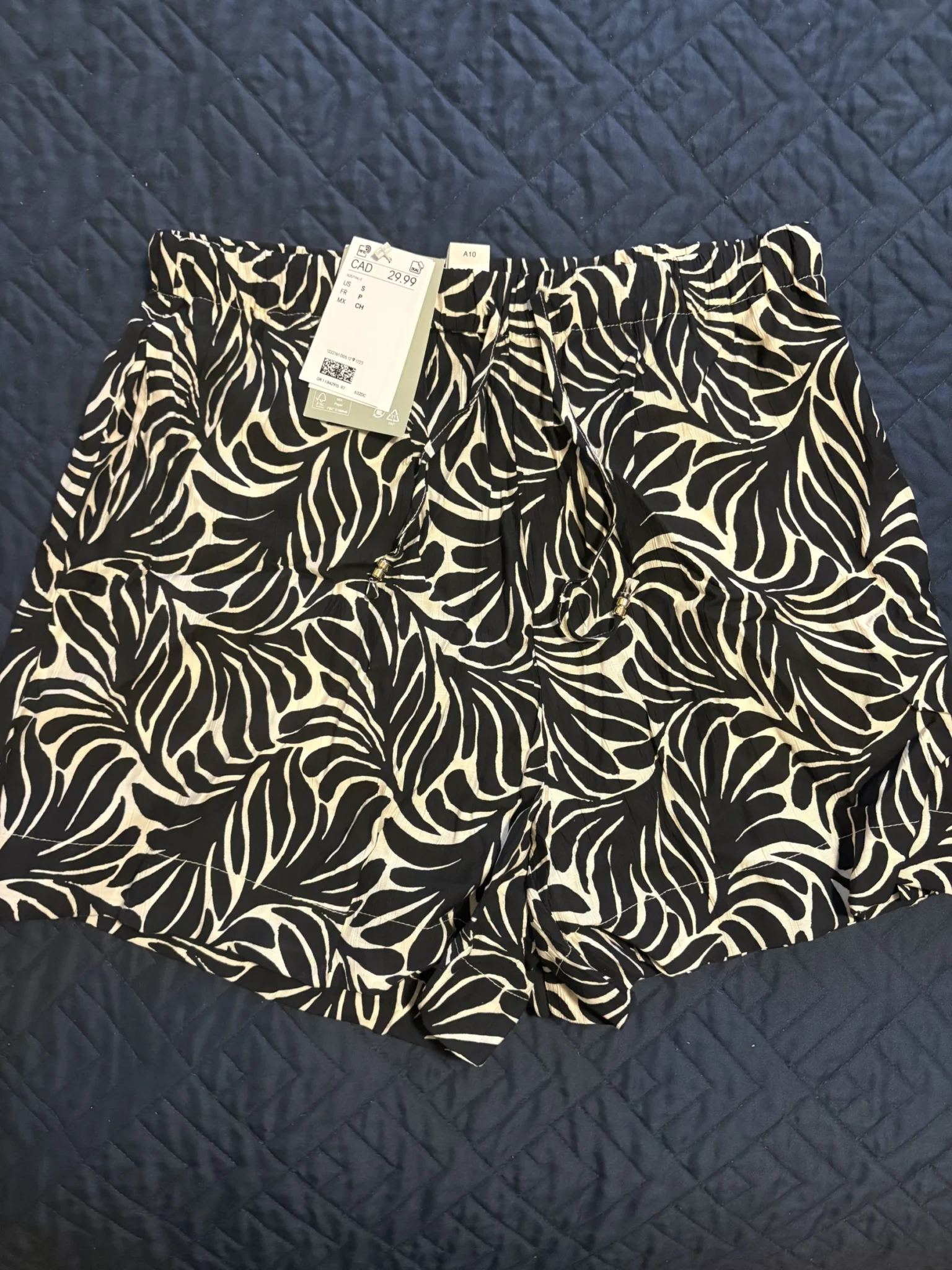 Featured image for Short taille élastique neuf