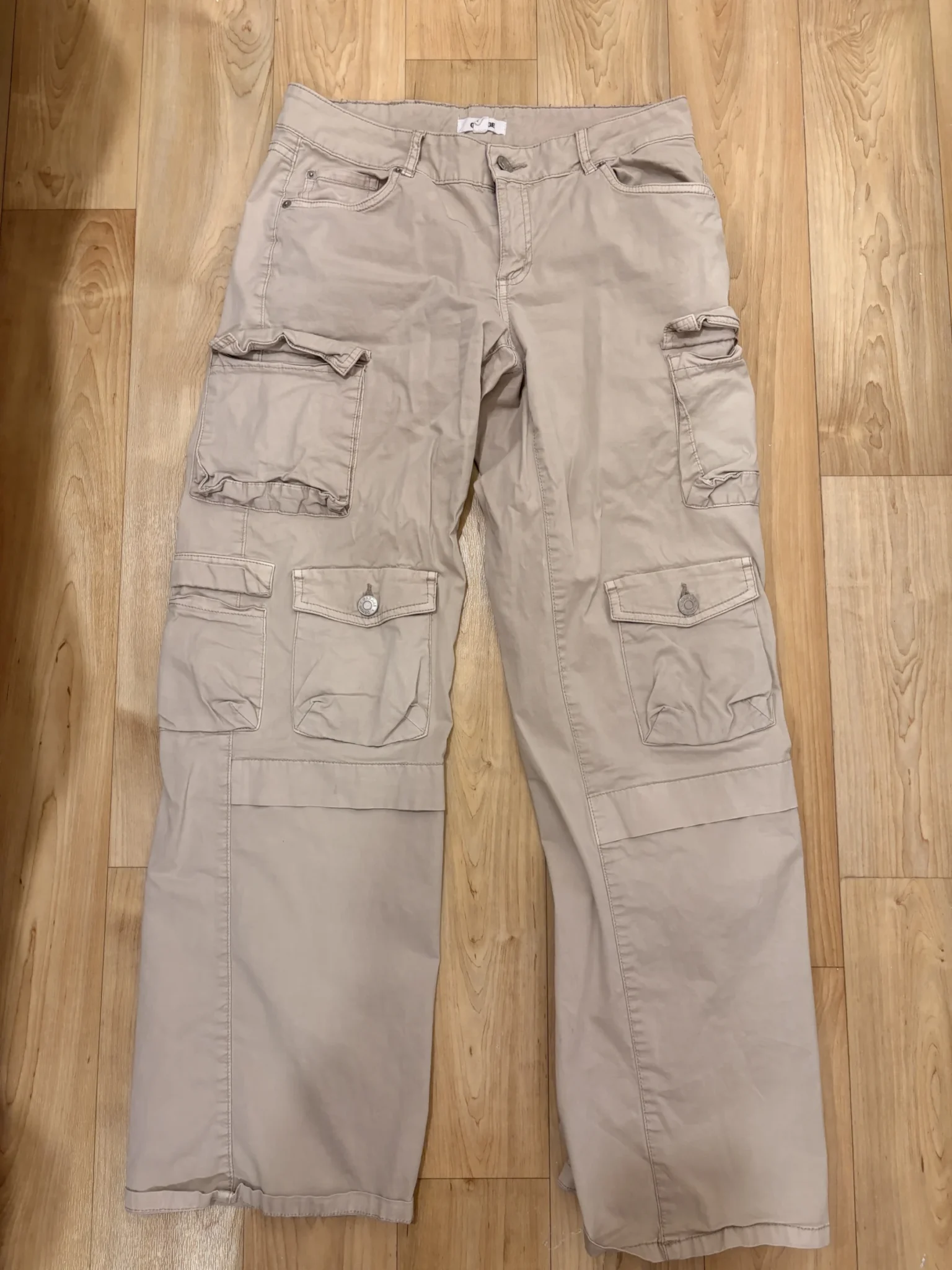 Featured image for Pantalon cargo