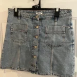 Featured thumbnail for Jupe en jeans souple