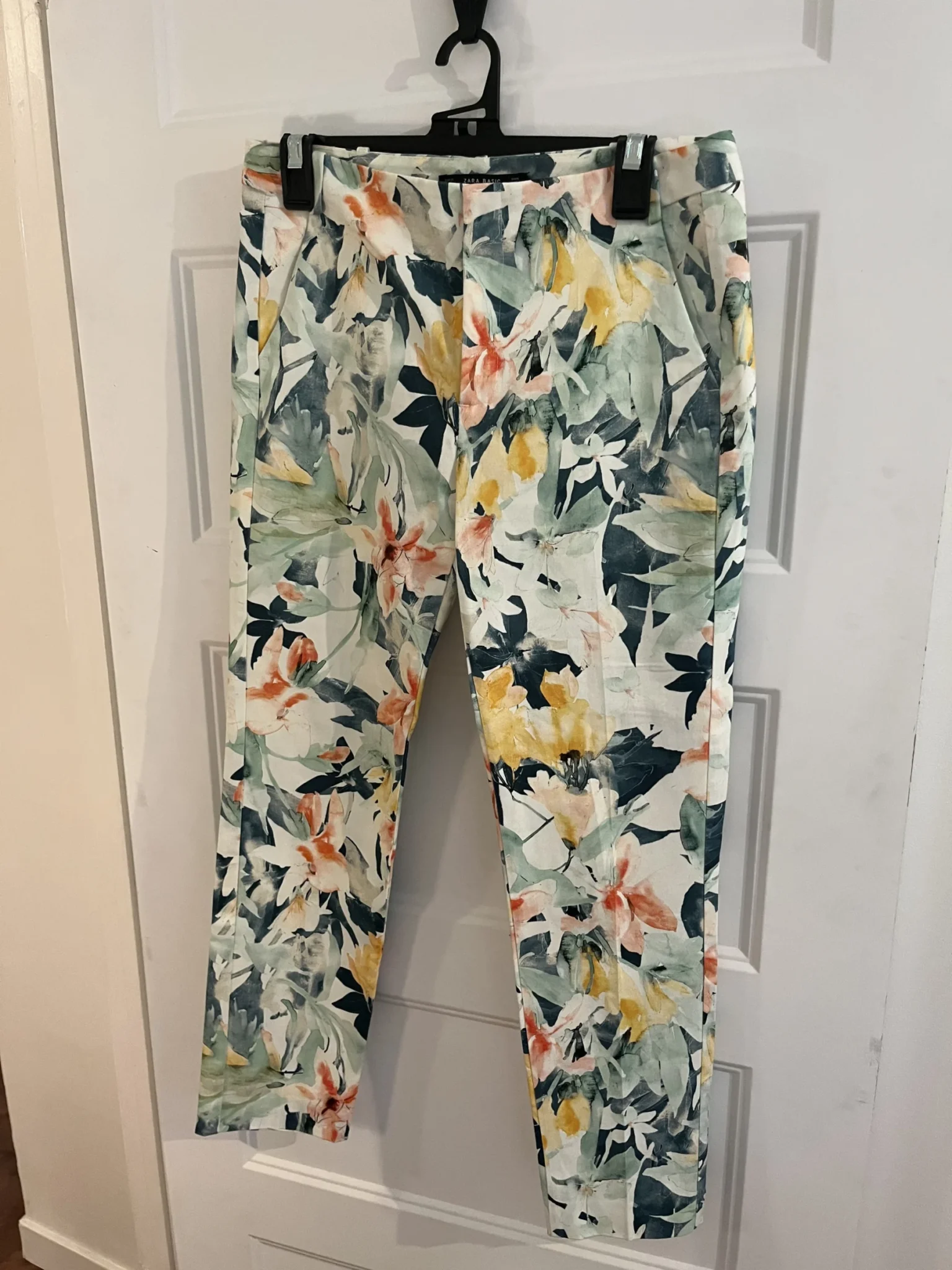 Featured image for Pantalons zara fleuris