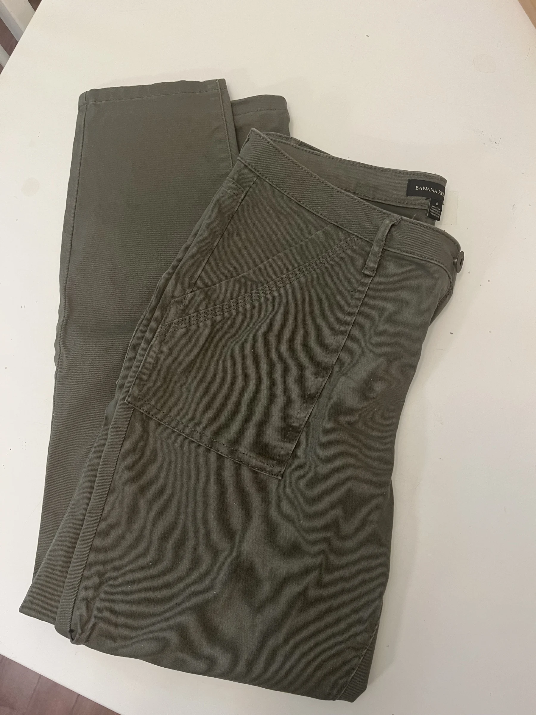 Pantalons Kaki banana republic Banana Republic seconde main