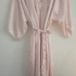 Featured thumbnail for Vintage robe de nuit et peignoir