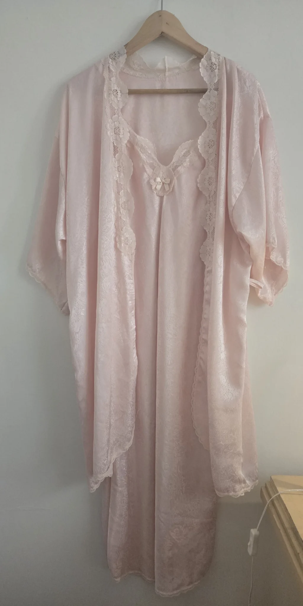 Image for Vintage robe de nuit et peignoir