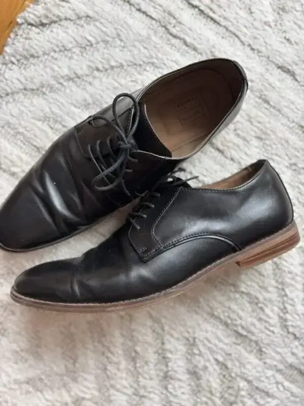 Image for Chaussures propres