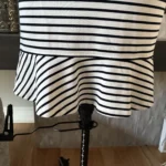 Thumbnail for Robe à rayure blanche et noir