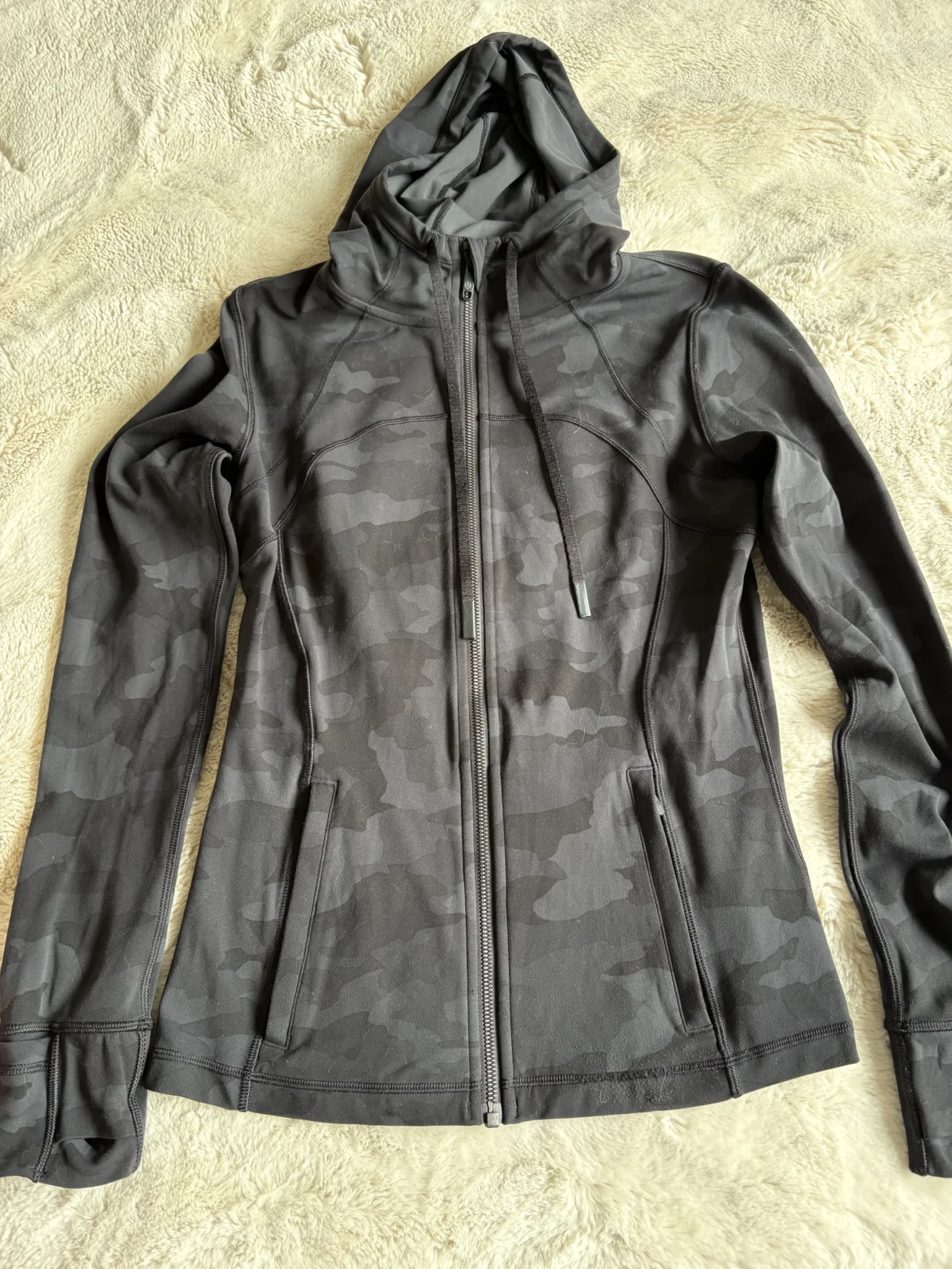 Featured image for Veste à capuchon Define Lululemon