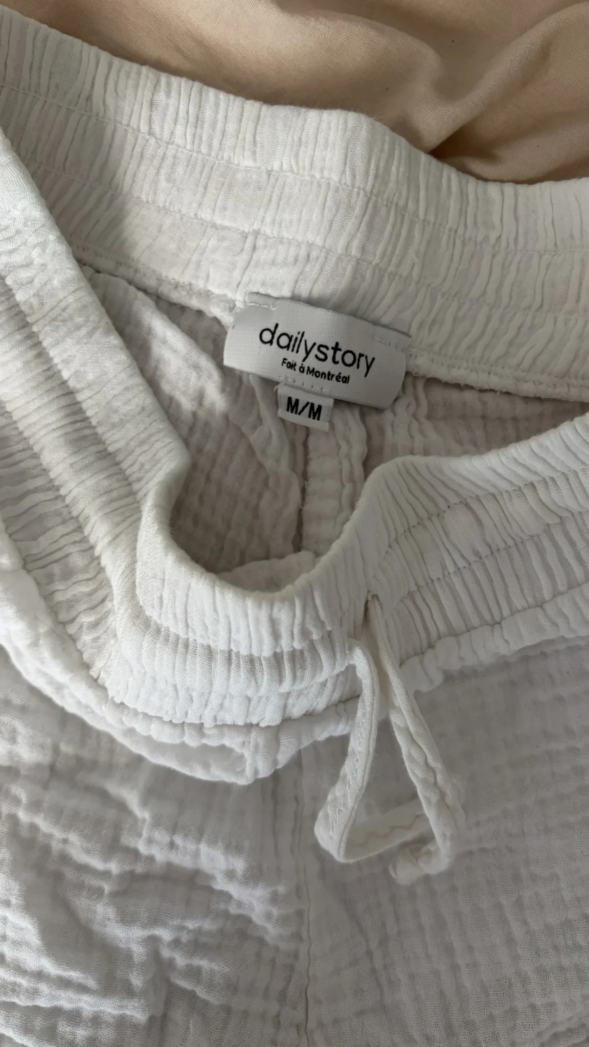 Image for Short ruffle Dailystory