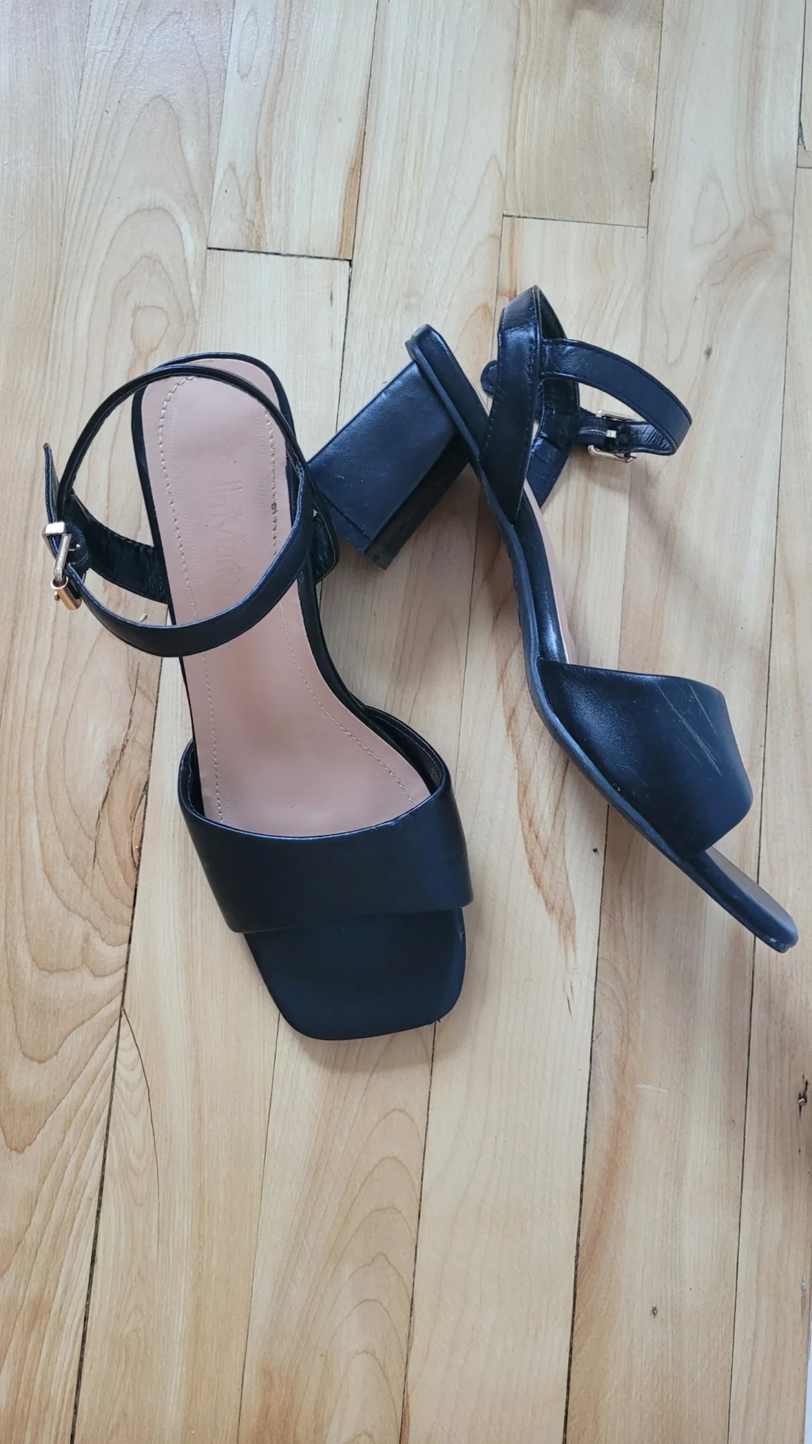 Featured image for Sandales à talon