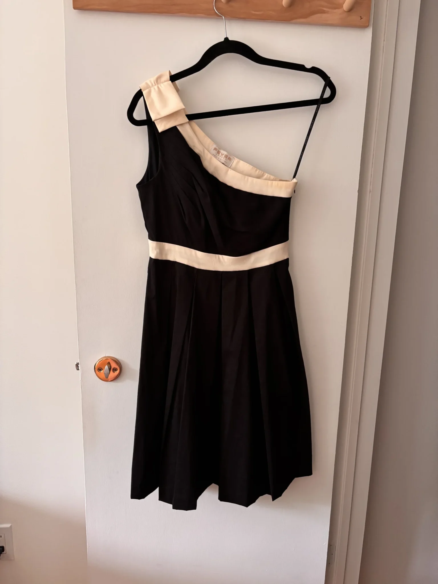 Image for Robe à une manche vintage