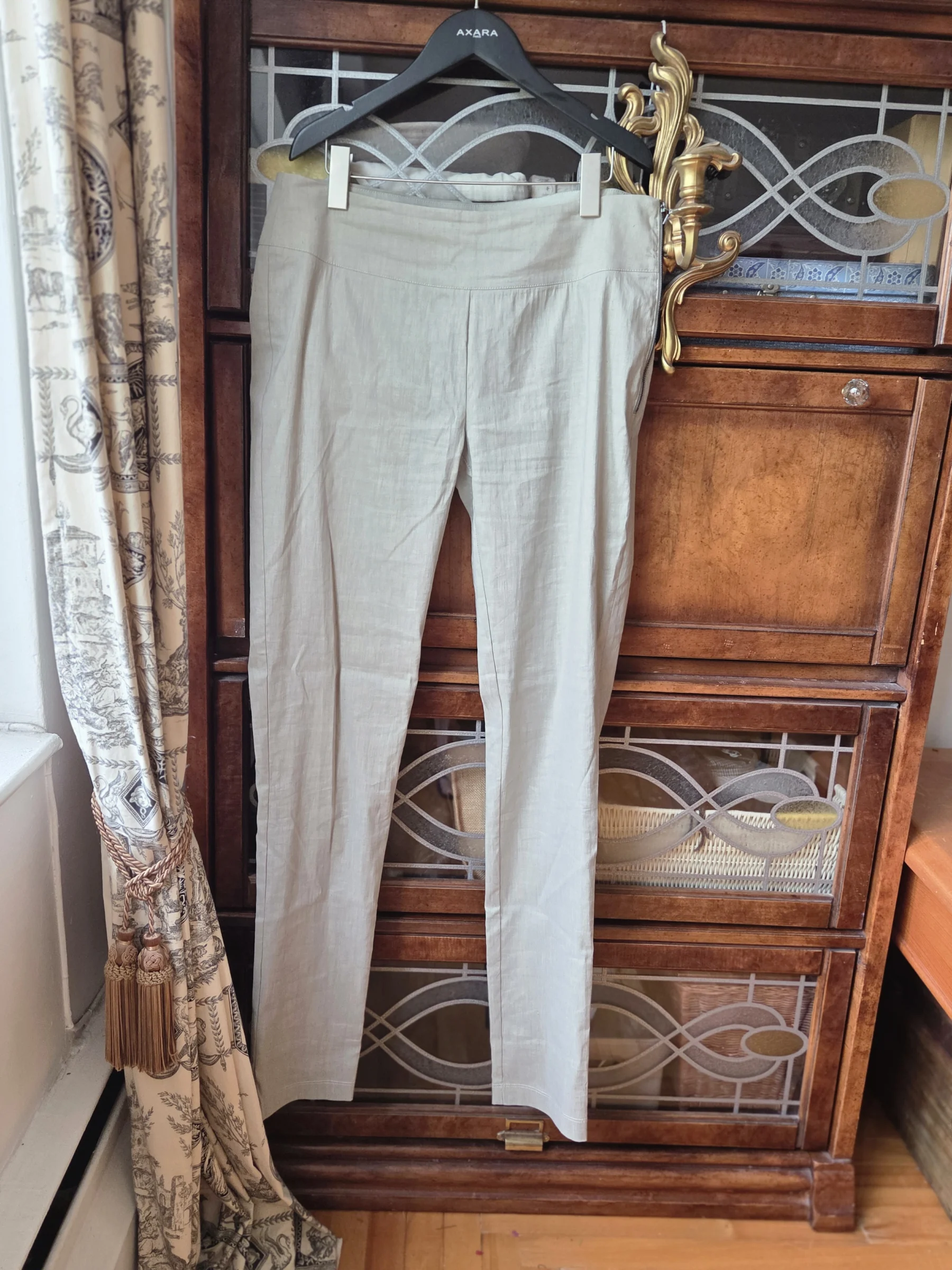 Superb Sarah Pacini cigarette trousers 73% Linen Sarah Pacini seconde main