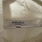 Thumbnail for Daily Story jumper