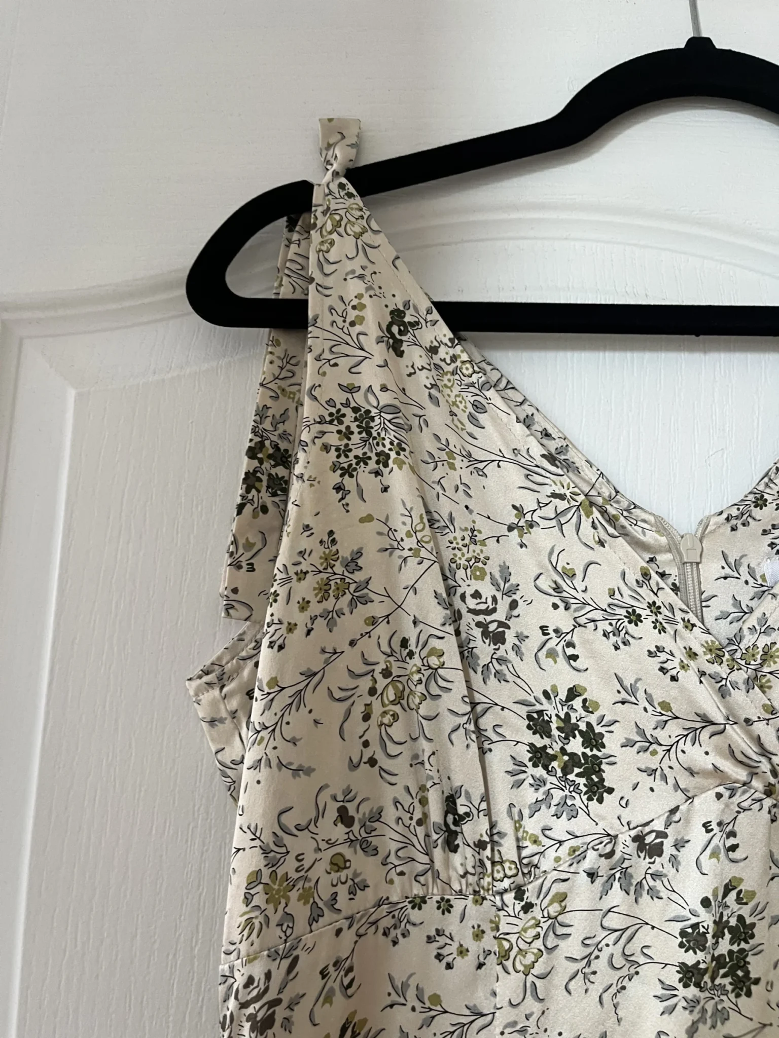 Image for 100% Soie! Robe Kensie taille 6 beige à motifs fleuris
