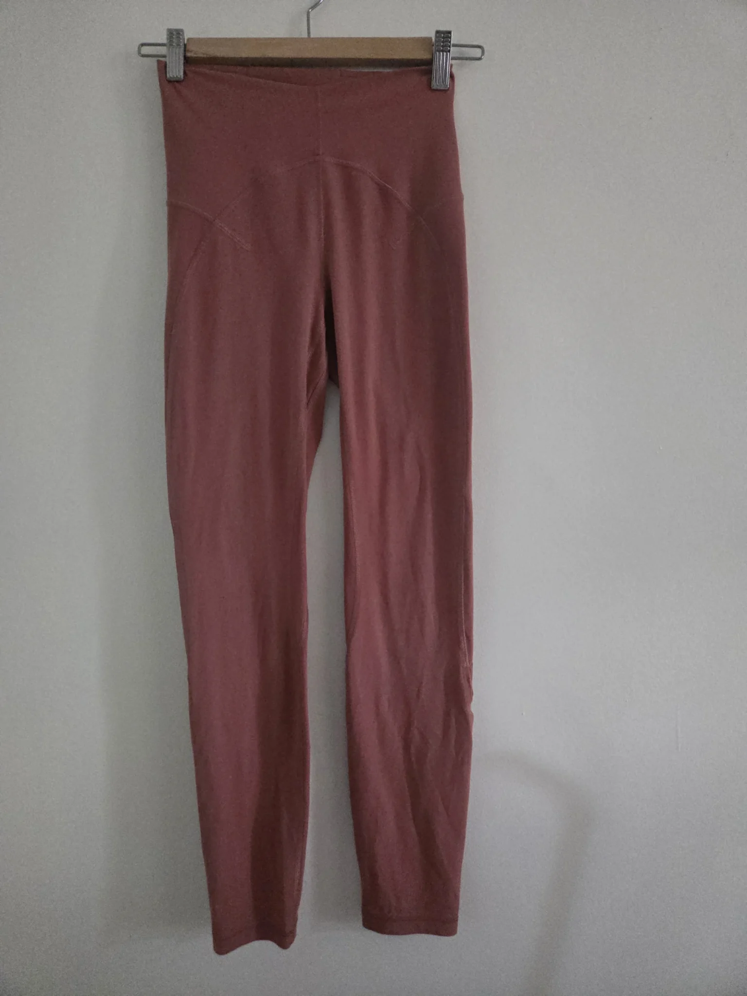 Featured image for Lululemon legging Align Dusty rose