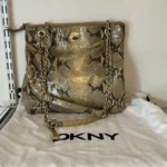 Featured thumbnail for Sac DKNY imprimé python – excellent état