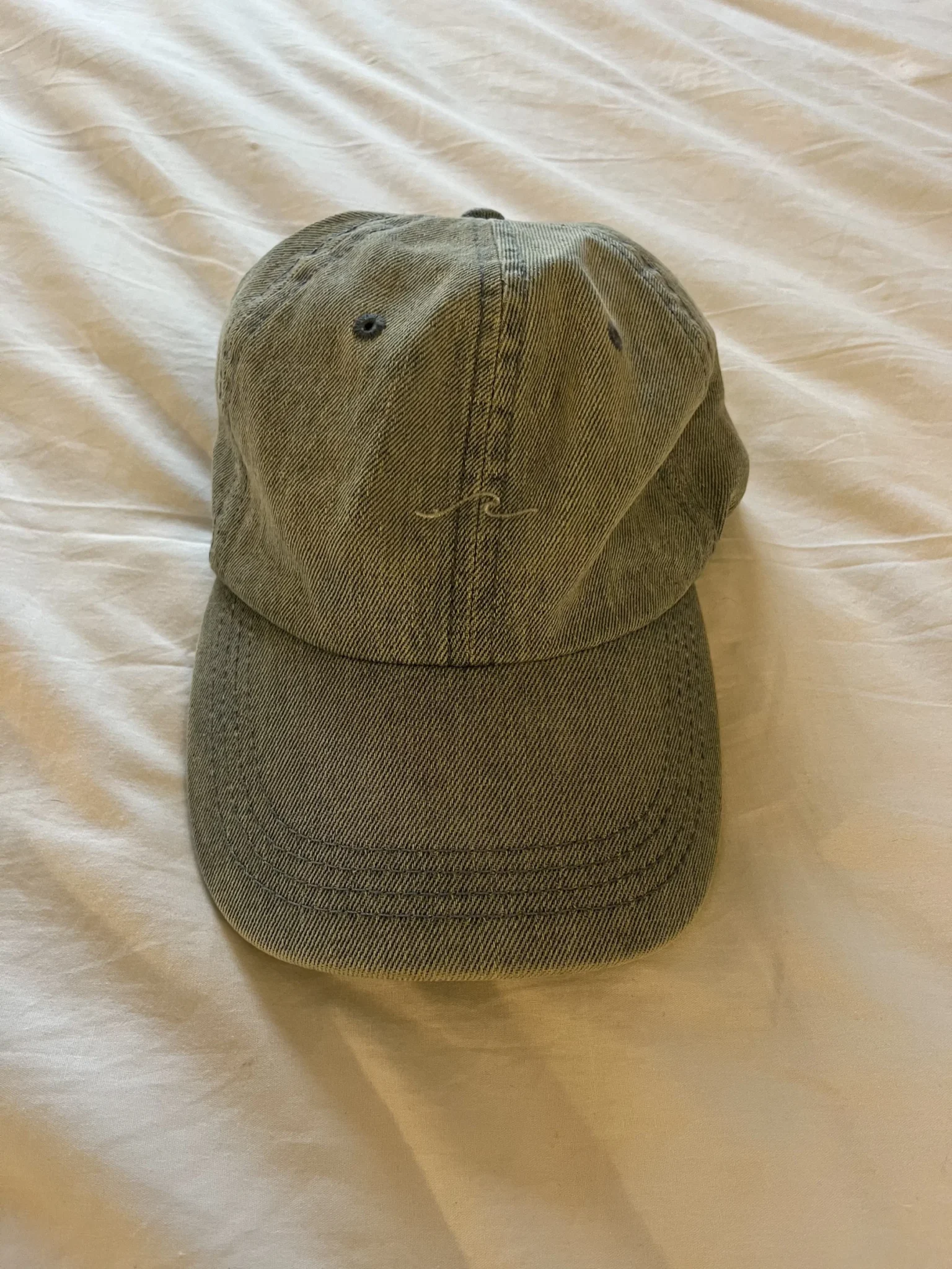 Featured image for Casquette en denim Empek&Co