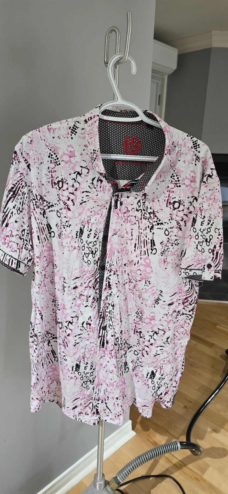 Featured image for Short-sleeved shirt