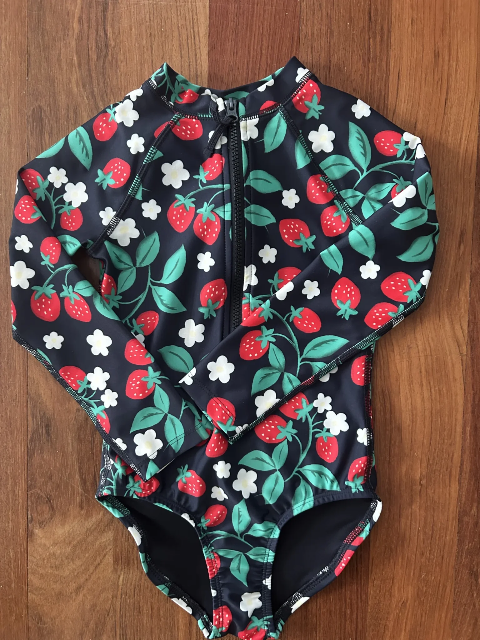 Featured image for Maillot Fraise, 6-7T