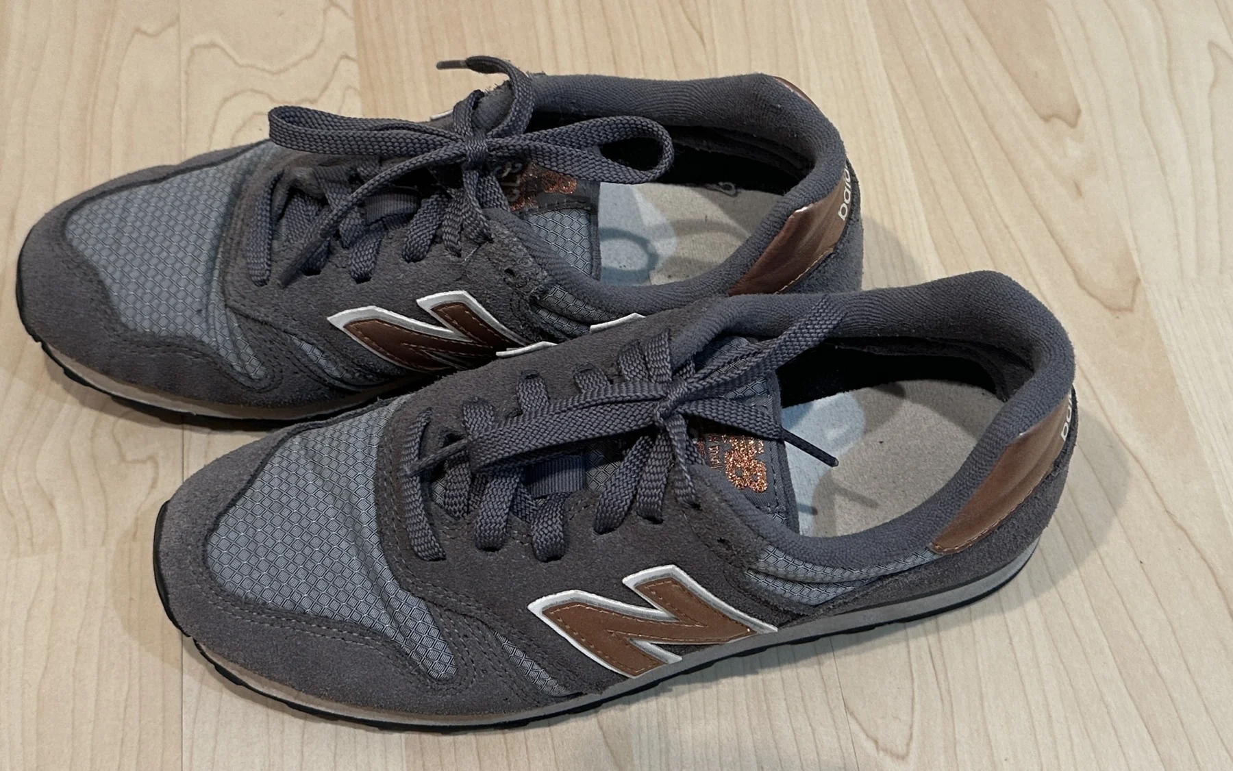 Espadrilles New Balance gris et cuivre New Balance seconde main