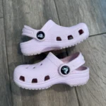 Thumbnail for 6c - Crocs rose pour enfant