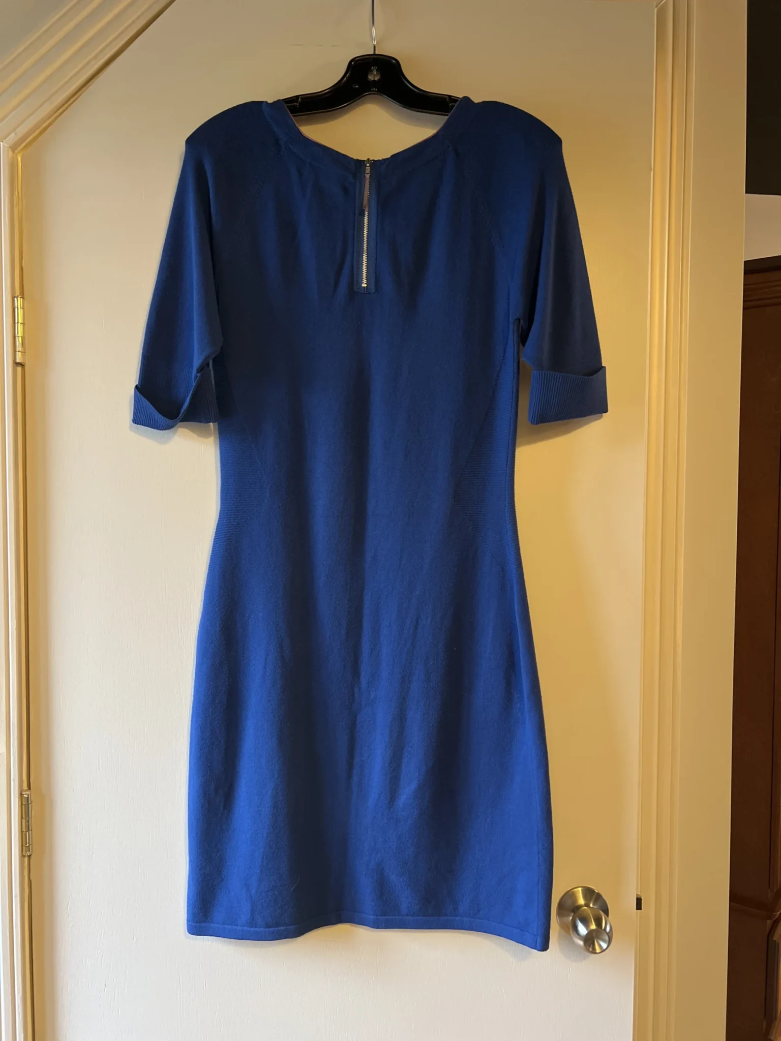 Image for Robe bleue mi-longue
