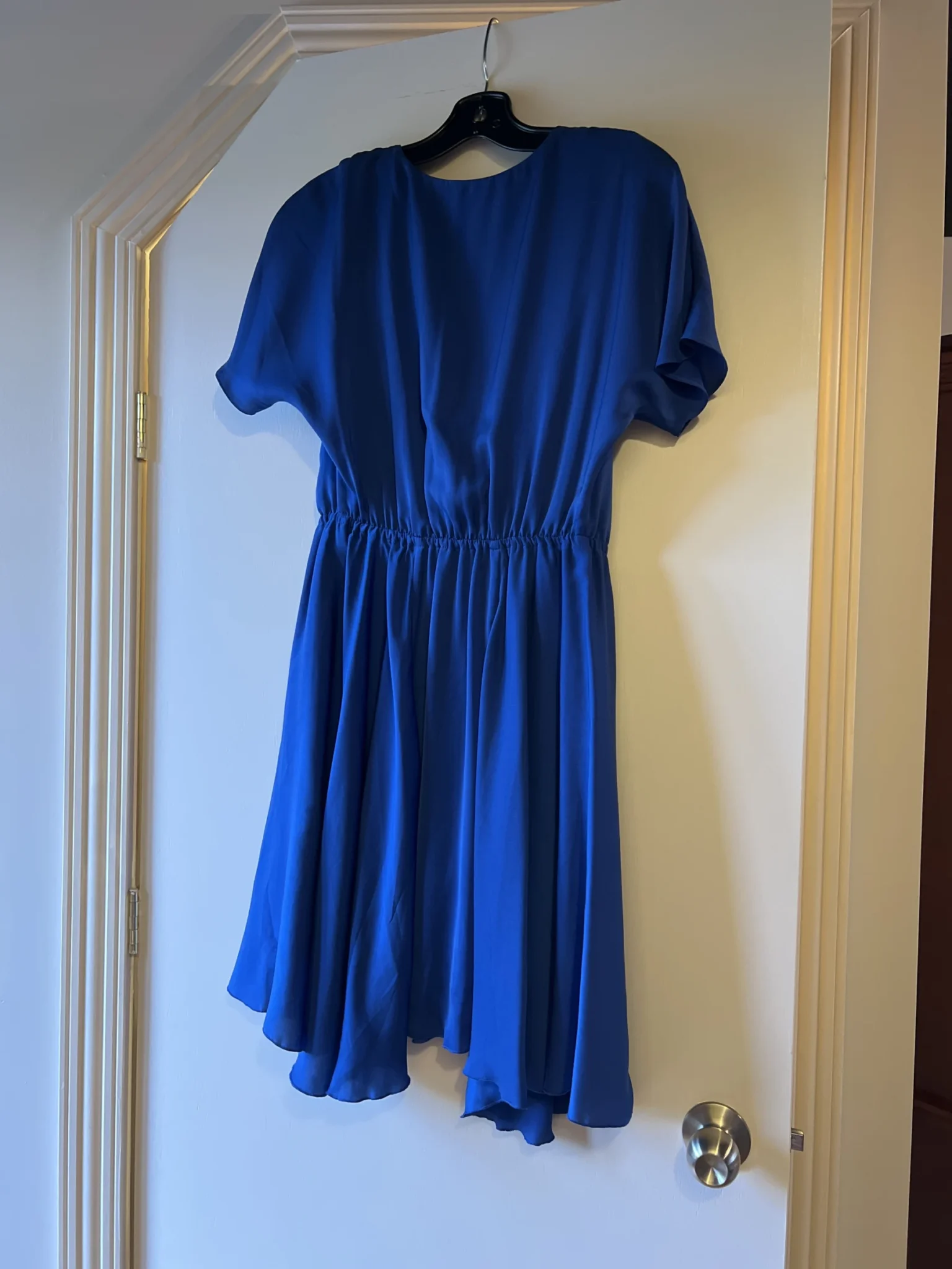 Image for Robe soyeuse bleu royal