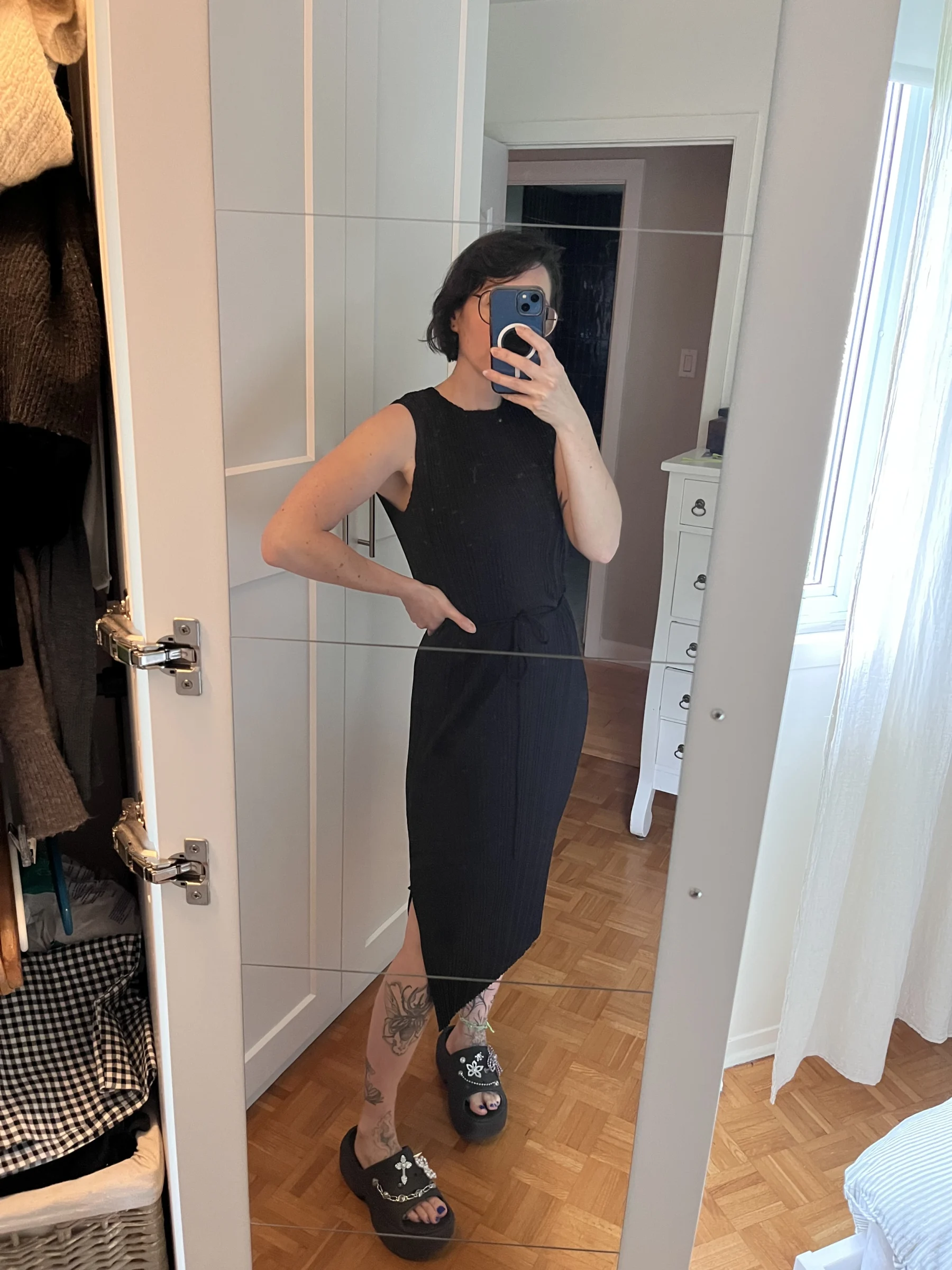 Robe midi plissé Uniqlo seconde main